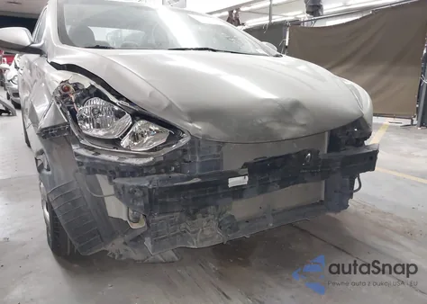 2016 Hyundai Elantra Se z USA, uszkodzony, nr VIN 5NPDH4AE3GH700877